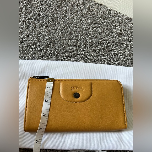 Longchamp Le Pliage Cuir Wallet - Picture 4 of 7